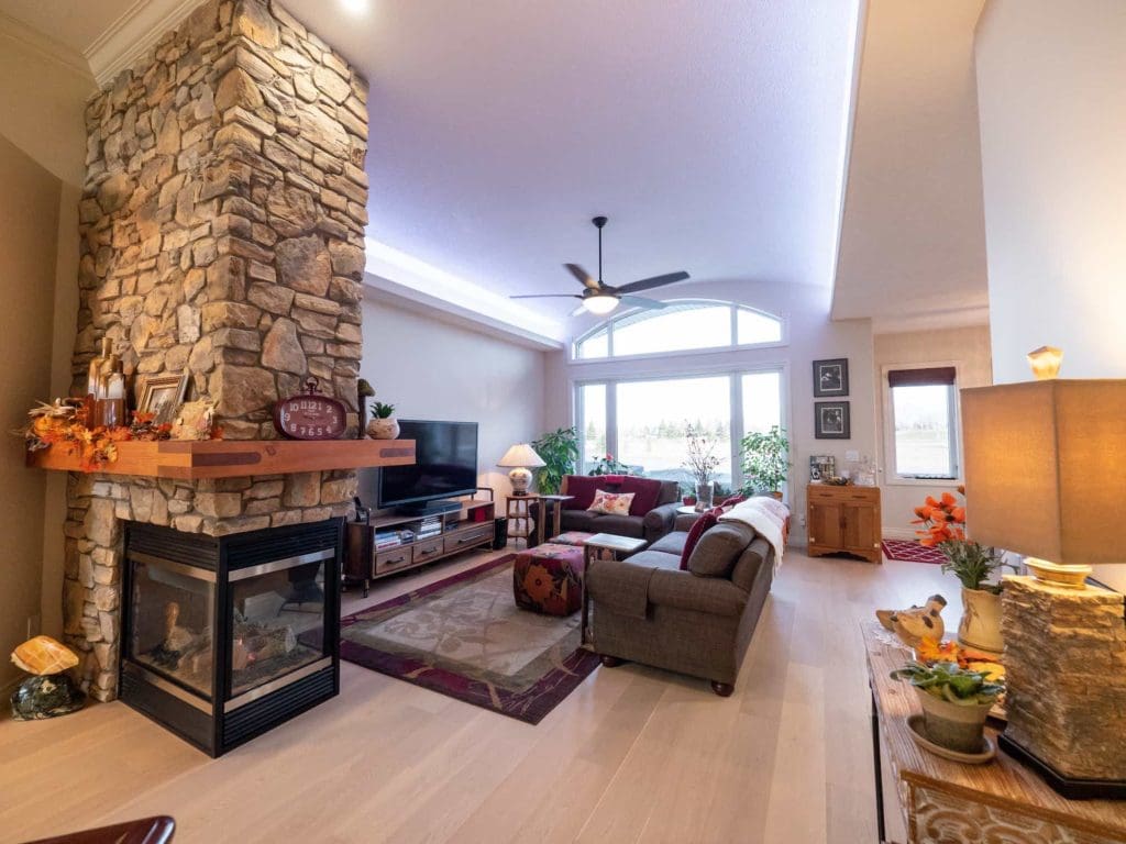 Nottingham Contact Renovations & Custom Homes