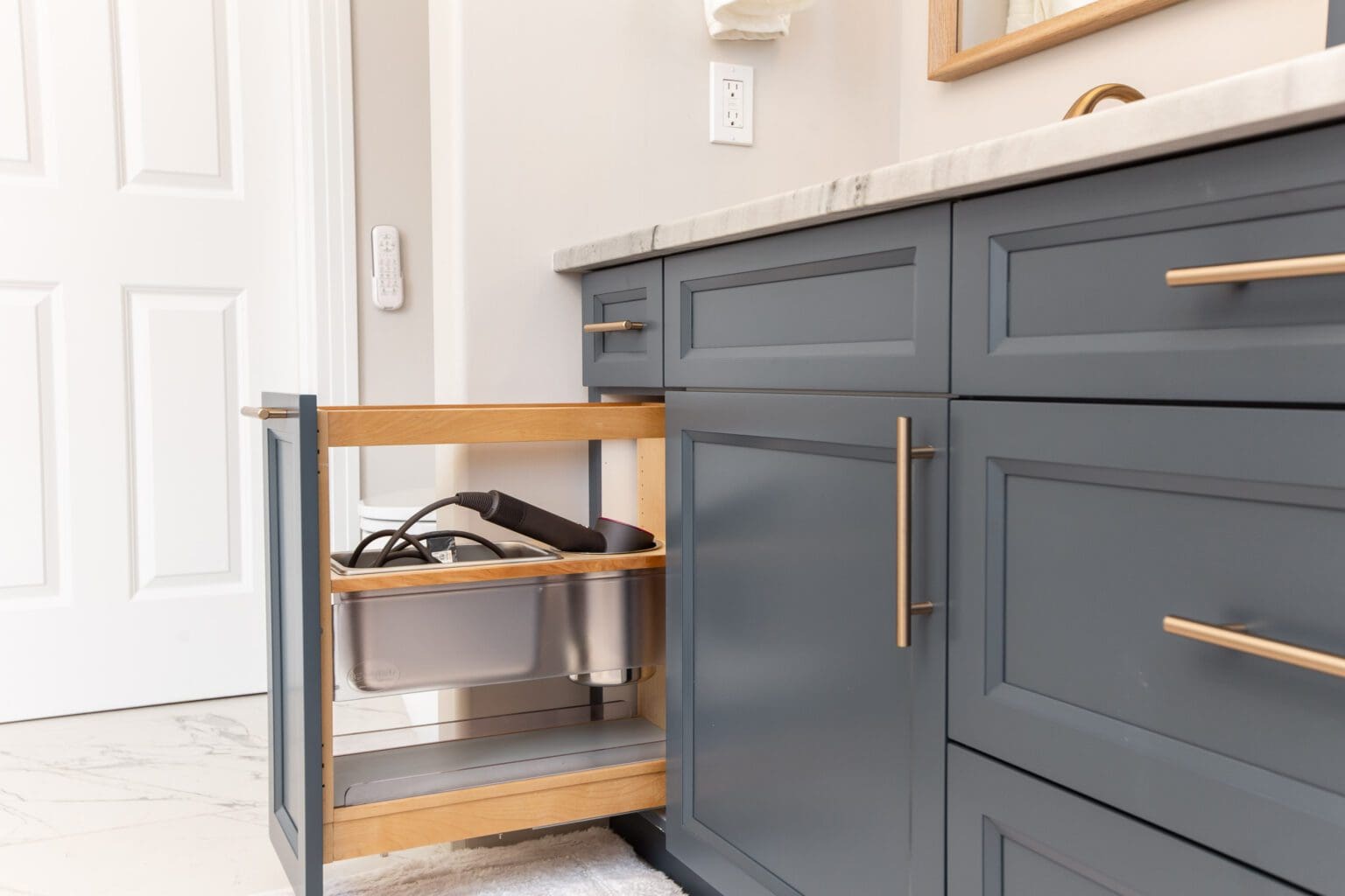 vanity pull-outs, Luxurious En Suite Bathroom Inspiration, Contact Renovations blog