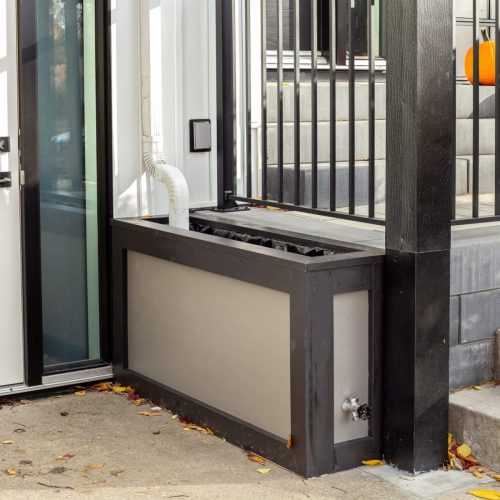 bonnie doon edmonton built in planters