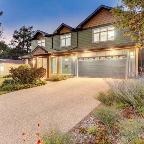 Brander-Gardens-Blur-10-min