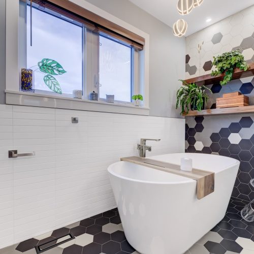 statement chandelier above the tub in edmonton